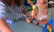 Кинезитерапевт вдигна на крака бебе, родено 780 грама