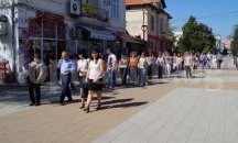 Над 100 души се включиха в градския поход "Ходене за здраве" в Търговище