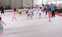Открит урок по акробатика за малки и големи ще проведе клуб "Локомотив - Русе"