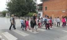 Село Гроздьово вече има повдигната пешеходна пътека