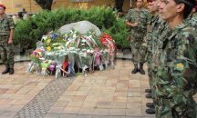С минута мълчание и военни почести плевенчани отбелязаха Независимостта на България