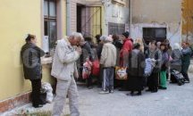 840 шуменци са взели полагаемите им се пакети с храни, осигурени от БЧК