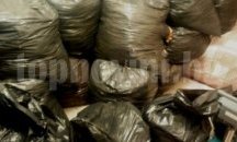 Разкриха незаконна база за преработка на тютюн в Пловдив