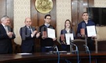 Трима изявени русенски младежи бяха отличени с наградата "Русе 21 век"