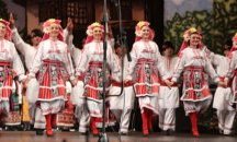 Капанският ансамбъл представи спектакъла „Кино на село“ в Русе