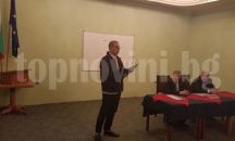 Съюзът на учените в Русе отличи свои членове по повод Деня на будителите