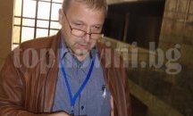 Роми пуснаха 15 бюлетини за референдума без плик в Хасково /звук/
