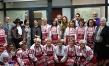Певиците от фолклорна група „Здравец“ - Новград се включиха в празника на будителите в Букурещ