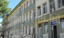 28-годишен шофьор е с опасност за живота след удар в мантинела