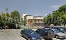 Психично болен нахлу в столично училище и заплаши да се самозапали