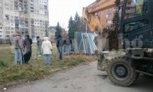 "Младост" отново скочи срещу строеж в квартала. Иванчева и Фандъкова: Багерите са провокация