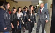 Ученици управляваха в община Благоевград