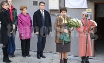 Именити професори откриха плоча на първата си учителка