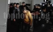 Започнаха делата срещу вилнелите мигранти в Харманли
