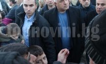 Връщаме 50 афганистанци доброволно, други 200 ги екстрадираме