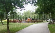 Правят фитнес на открито в парк "Лебеда" в "Красна поляна"  