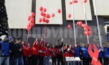 50 балона полетяха в небето над Велико Търново по случай Световния ден за борба с ХИВ/СПИН