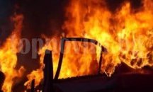 Фирмен товарен автомобил горя в Българово