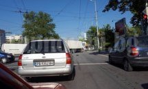 Опашки от коли на "Хемус" заради отклонението през Ботевград