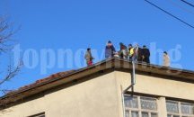 Правят спешен ремонт на читалище в Криво поле