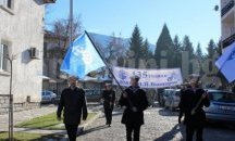 Курсанти от Варна се поклониха пред Вапцаров в Банско