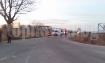 Жители на Хитрино блокират пътя Шумен-Силистра