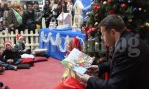 Благоевградският кмет в ролята на приказен разказвач