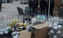 Арест за мъже, монтирали коледна елха в Гърмен