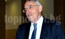 Огнян Донев: Бизнесът процъфтява, въпреки опитите на политическата класа да бъдат бизнесмени