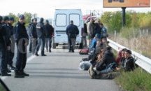 Арестуваха двама българи в Хърватия превозвали нелегални мигранти