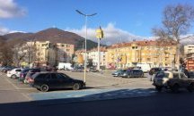 Отцепиха паркинга на "Билла" заради съмнителен куфар
