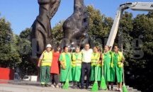 Искат увеличение на заплатите на пловдивските чистачки до 700 лв.