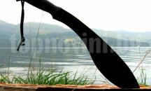Поредно насилие на пътя - бесен шофьор скочи с мачете на камион