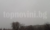 Над 120 км/ч е скоростта на вятъра в Сливен, Раково е без ток