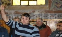 Баща на 2 деца извади кръста в Любимец