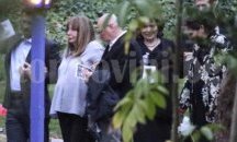 Кари Фишър беше погребана в урна с формата на хапче срещу депресия