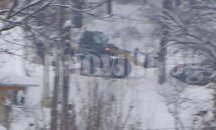 Военни се включиха в разчистването на преспите в Долна Митрополия