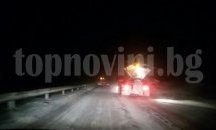 Искат помощ от военните за снега в Хасковско