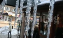 Община Разград призова за повишено внимание заради опасни ледени висулки