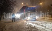 Магистрала „Тракия” остава затворена, ограничиха движението на камионите на няколко места в Бургаско