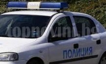 Кола изгоря пред автосервиз в Кубрат