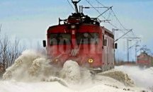 Закъсаха два влака край Самуил