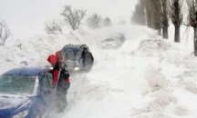 Жълт код в 16 области заради силен вятър и обилен снеговалеж