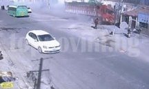 Камион се заби в къщи в Северозападен Китай, уби петима