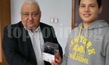 Камера за екстремни спортове спечели ученик от Балчик от томбола на данъчните