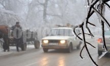 Има заледени участъци по пътищата в област Добрич