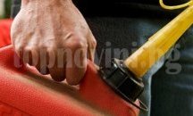 Заловиха шофьор да краде гориво от автобус