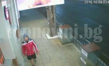 Издирват автора на поредица грабежи в Пловдив
