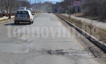 Започна запълването на улични дупки в Казанлък
