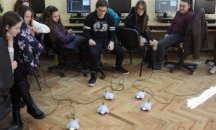 Читалищна библиотека привлича деца с програмиране